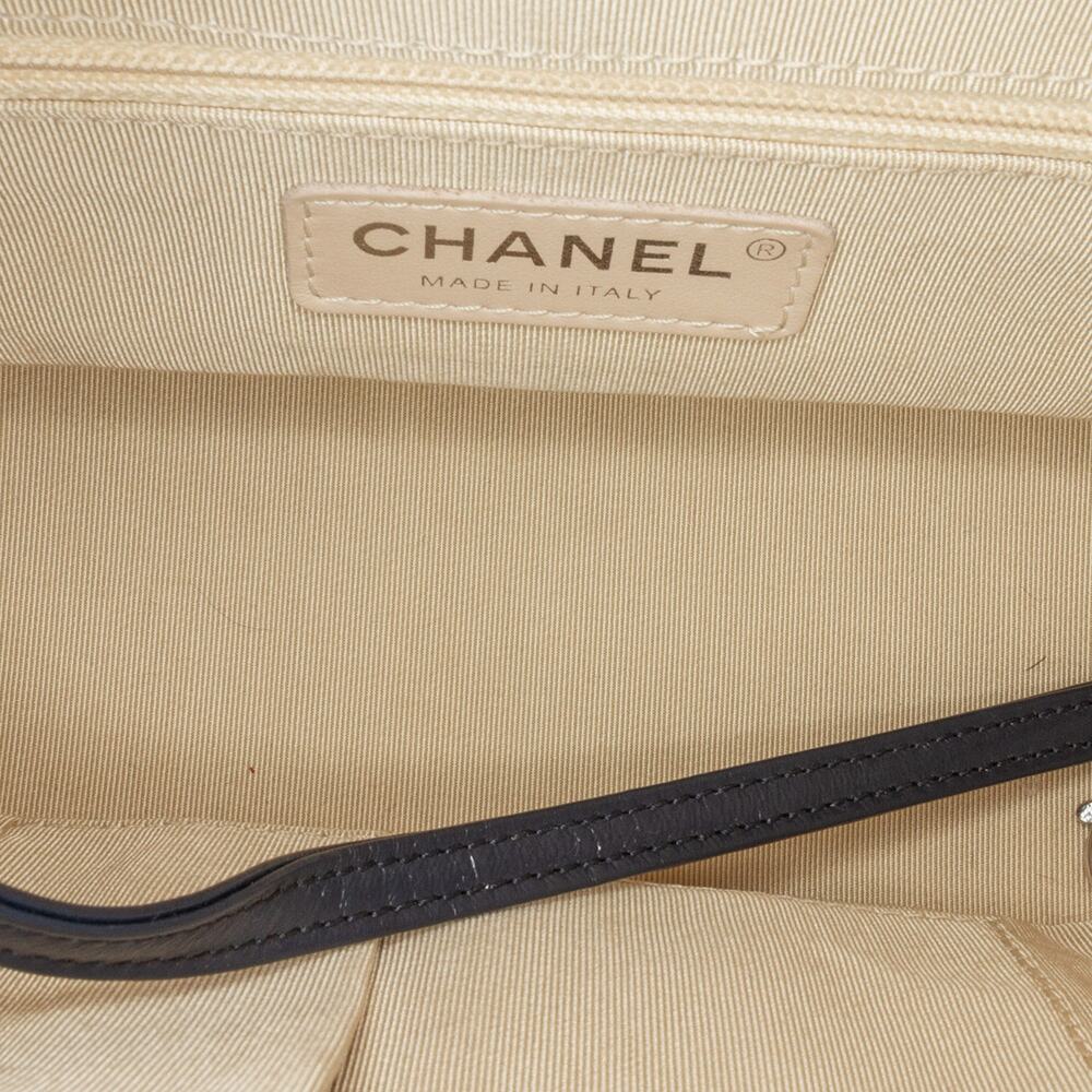 Chanel Small Rattan Gabrielle Crossbody - Picture 6 of 13